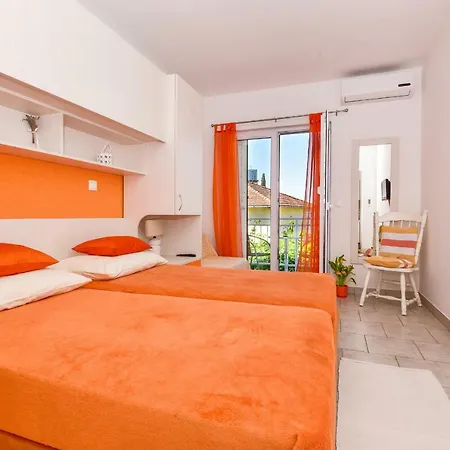 Mandalena * Gradac (Split-Dalmatia)